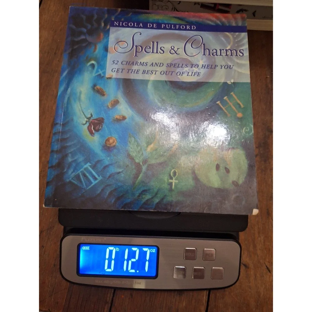 Spells & Charms Nicola de Pulford‎ 52 Charms and Spells Paperback Book 1999